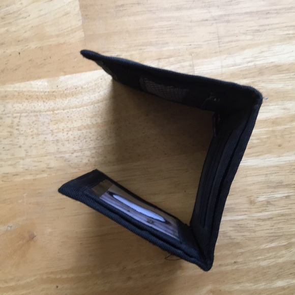 O’Neill trifold wallet img 901 billfold - Picture 12 of 15